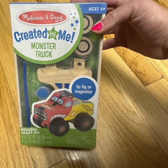 Melissa & Doug craft kit - Picture 1 of 3